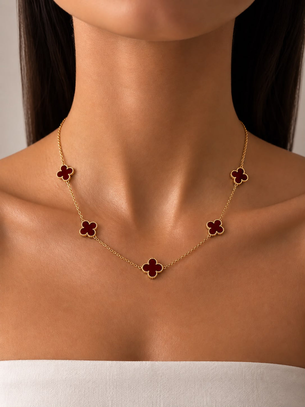 Collier trèfle bordeaux