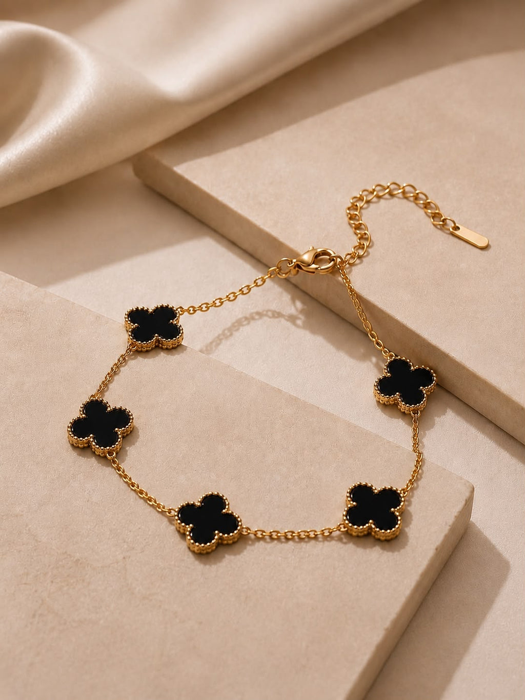 Bracelet trèfle noir